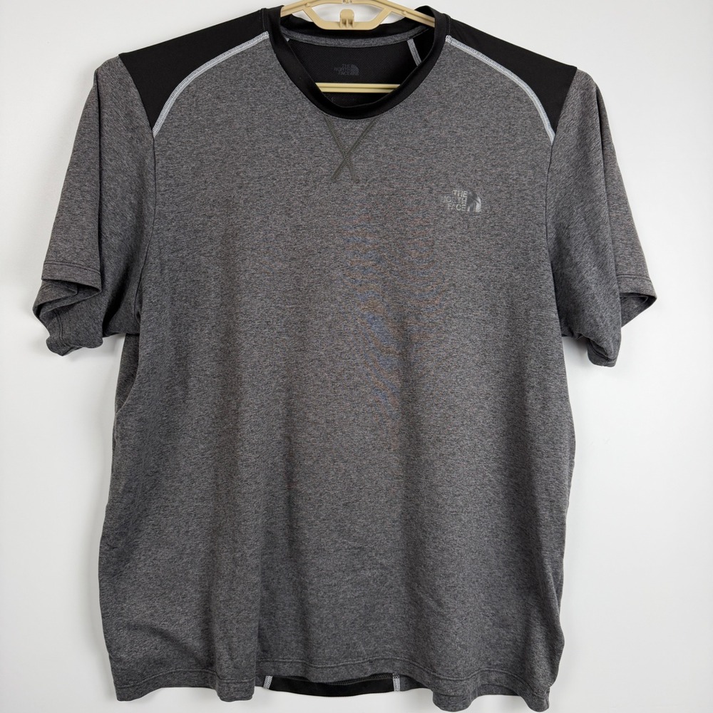 The North Face Mens FlashDry Performance T-Shirt Grey Black XL Short Sleeve